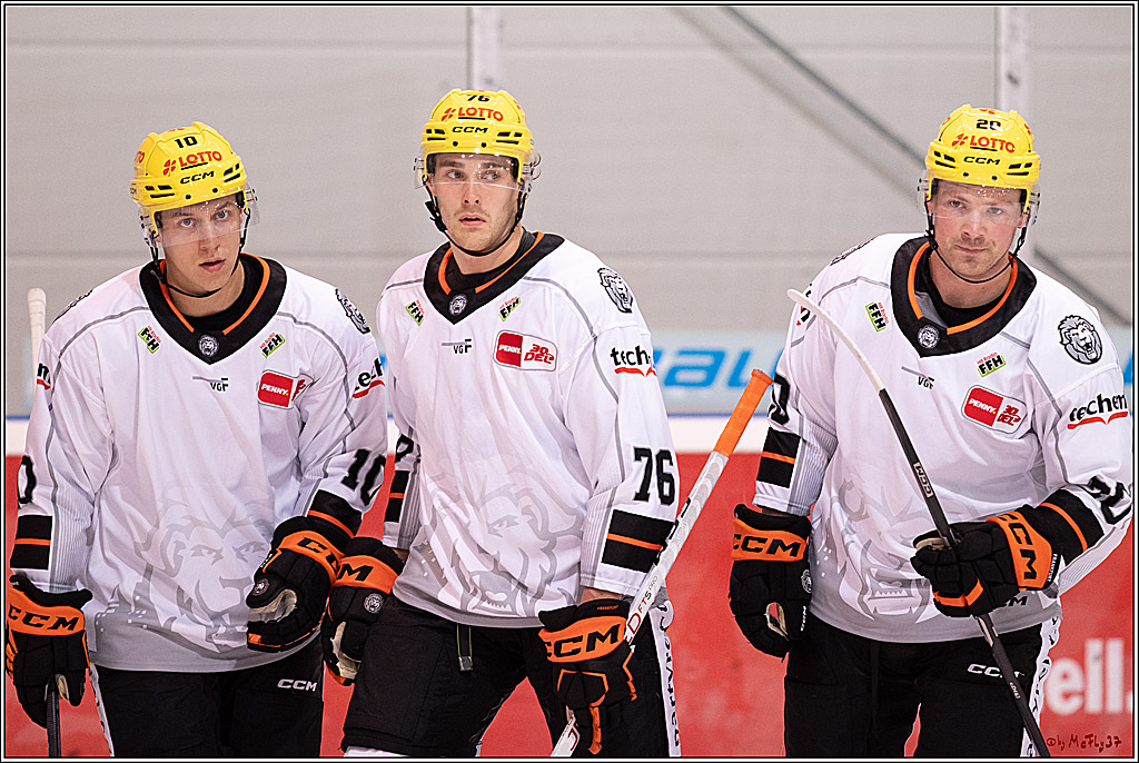 PENNY DEL 1. Testspiel Koelner Haie - Loewen Frankfurt; Koeln, 27.08.2023